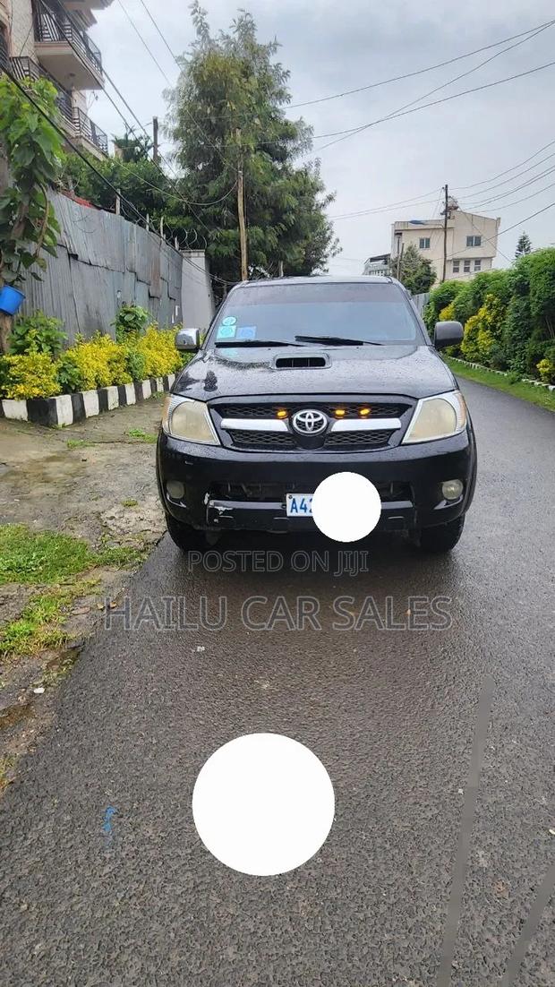 Toyota Hilux 2008 Black
