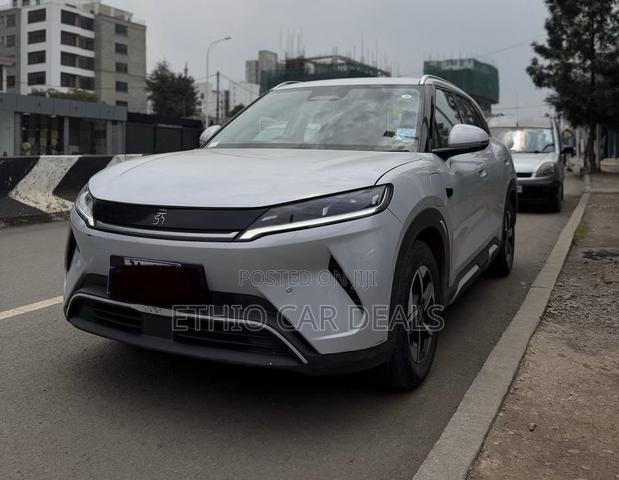 BYD Yuan Up 2025 Ivory