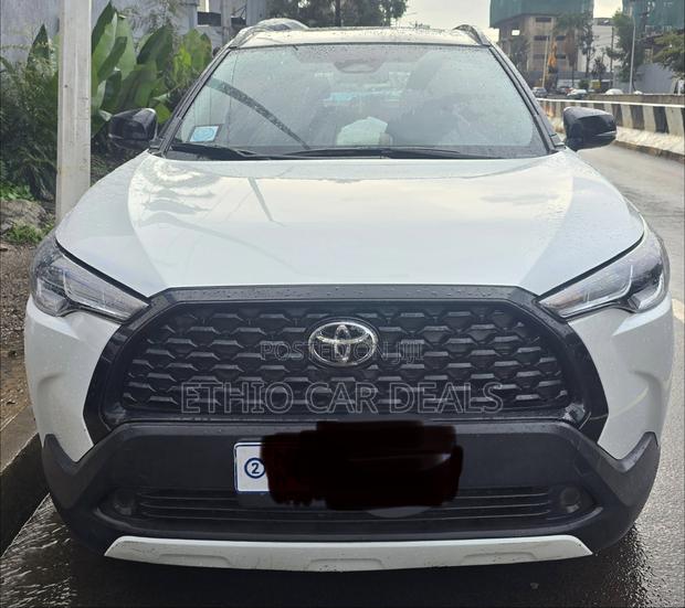 Toyota Corolla Cross 2024 White