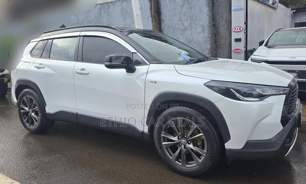Toyota Corolla Cross 2024 White