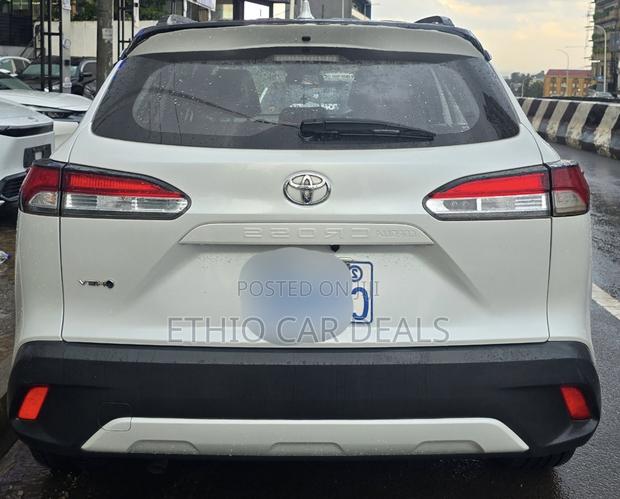 Toyota Corolla Cross 2024 White