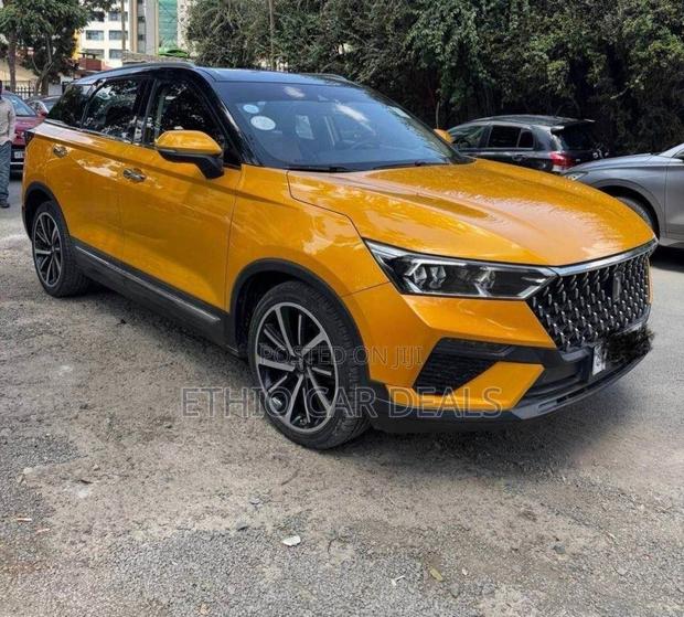 Bestune T77 1.2 FWD 2022 Yellow