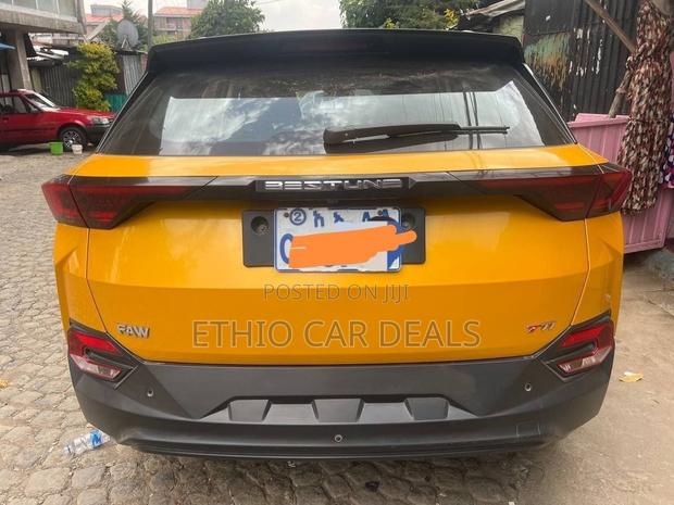 Bestune T77 1.2 FWD 2022 Yellow