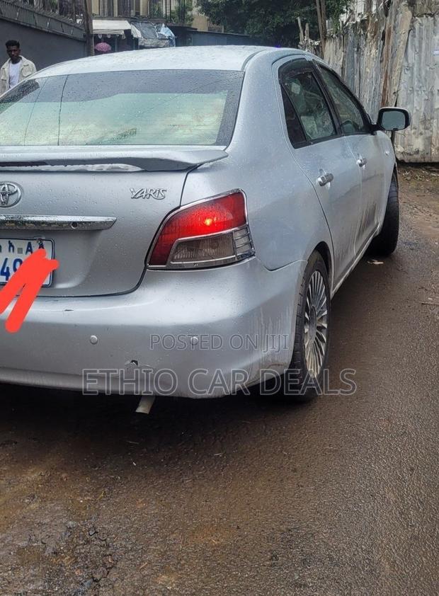 Toyota Yaris 2008 Silver