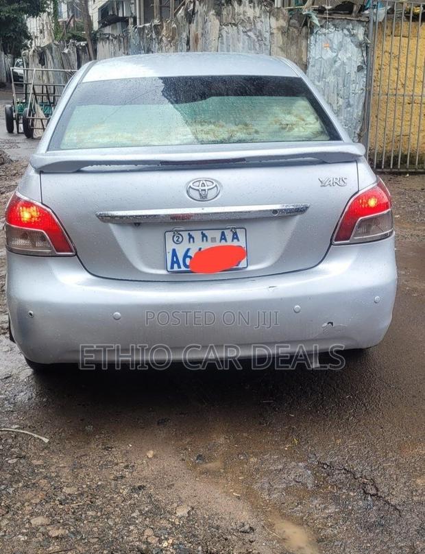 Toyota Yaris 2008 Silver