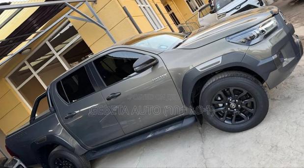 Toyota Hilux 2025