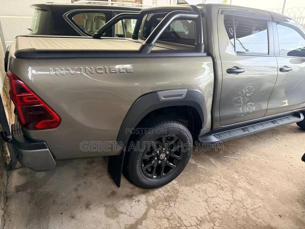 Toyota Hilux 2025