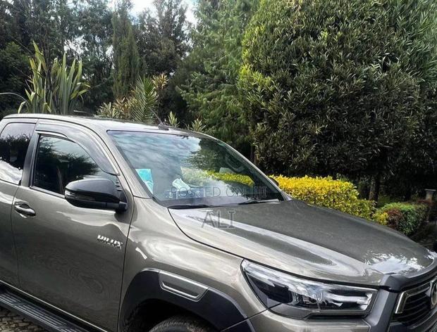 Toyota Hilux 2021