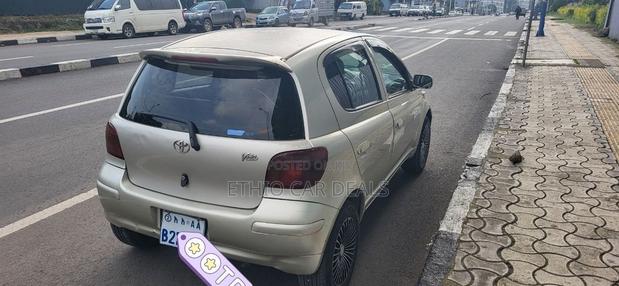 Toyota Vitz 2007 Gold