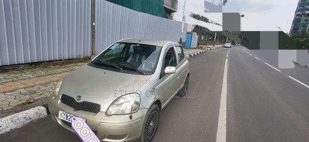 Toyota Vitz 2007 Gold