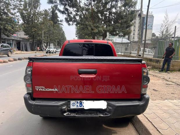 Toyota Tacoma 2008 Red