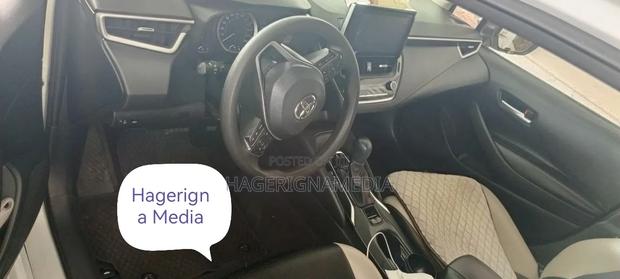 Toyota Corolla 2022 White