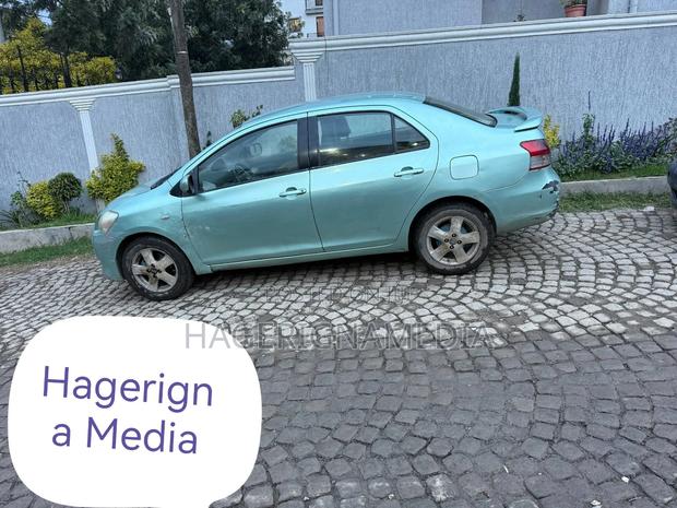 Toyota Yaris 2008 Green