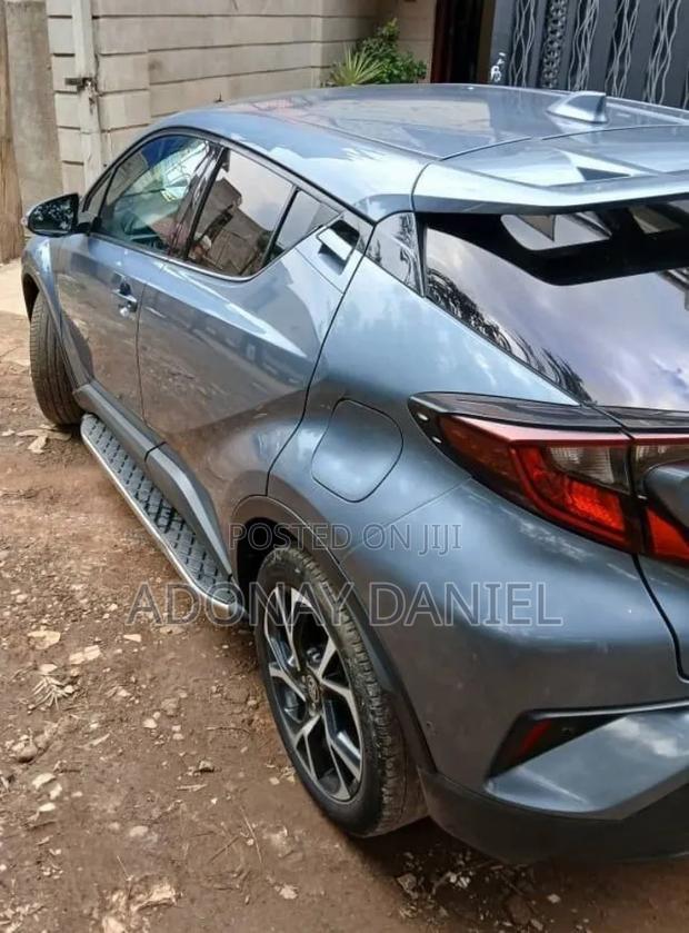 Toyota C-HR 2020 Green