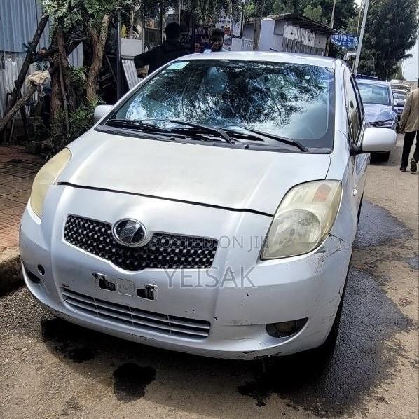 Toyota Yaris 2006 Silver
