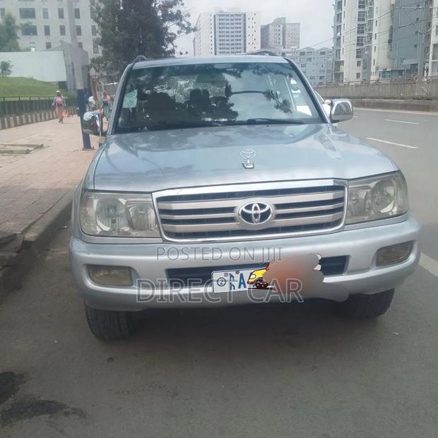 Toyota Land Cruiser 2006 Silver