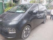 Hyundai Staria 2022 Black for sale