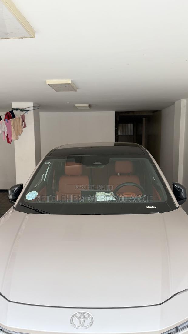 Toyota bZ3 2025 White