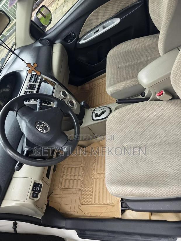 Toyota Belta 2008 White