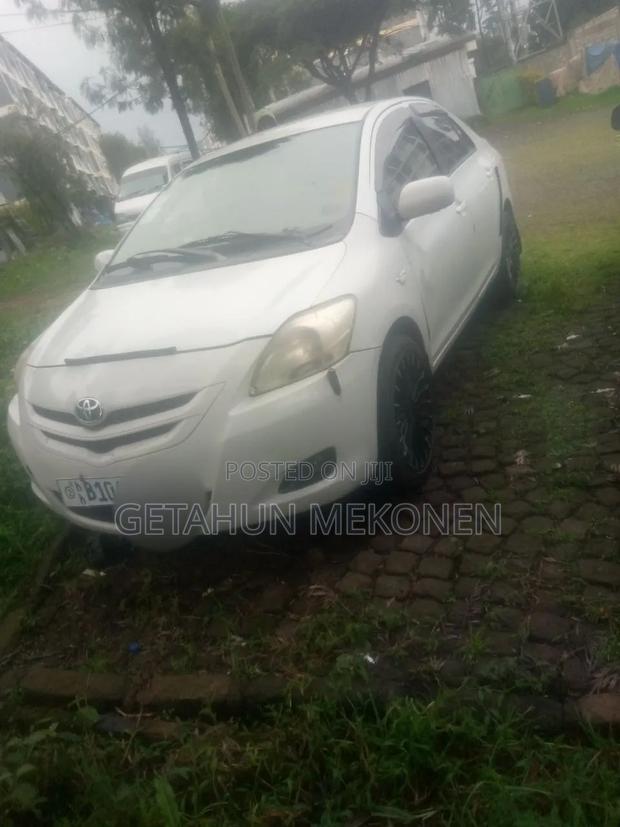 Toyota Belta 2008 White