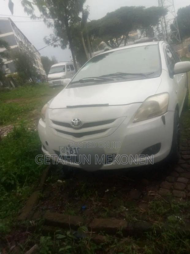 Toyota Belta 2008 White