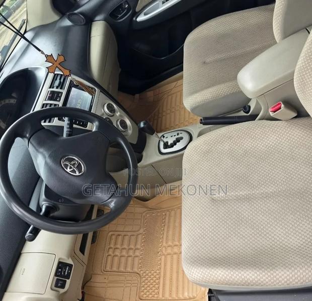 Toyota Belta 2008 White