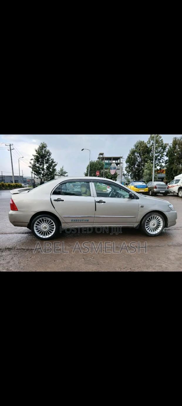 Toyota Corolla 2004 Silver