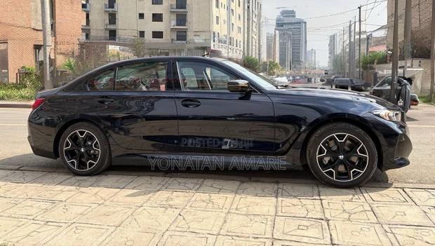 New BMW iX 2025 Black