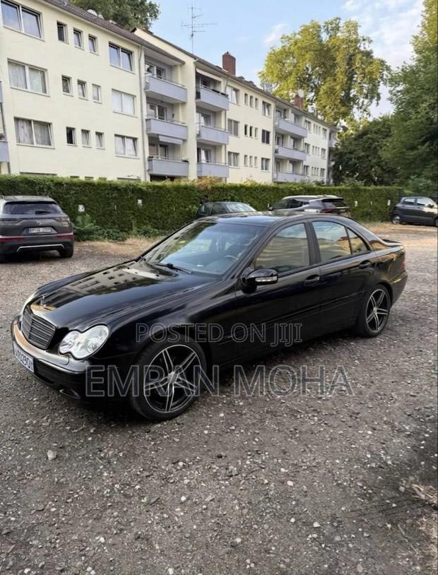 Mercedes-Benz C180 2006 Black