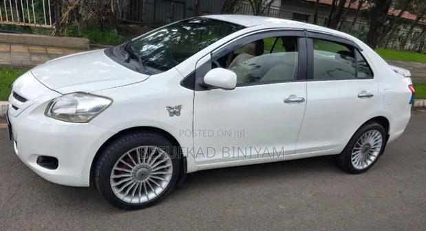 Toyota Yaris 2008 White
