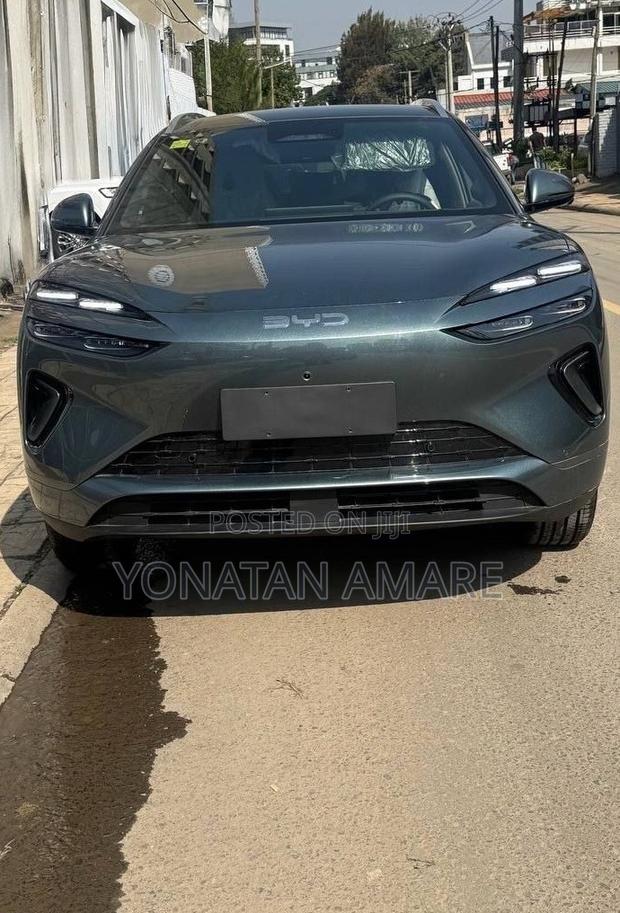 New BYD Sealion 06 EV 2026 Green