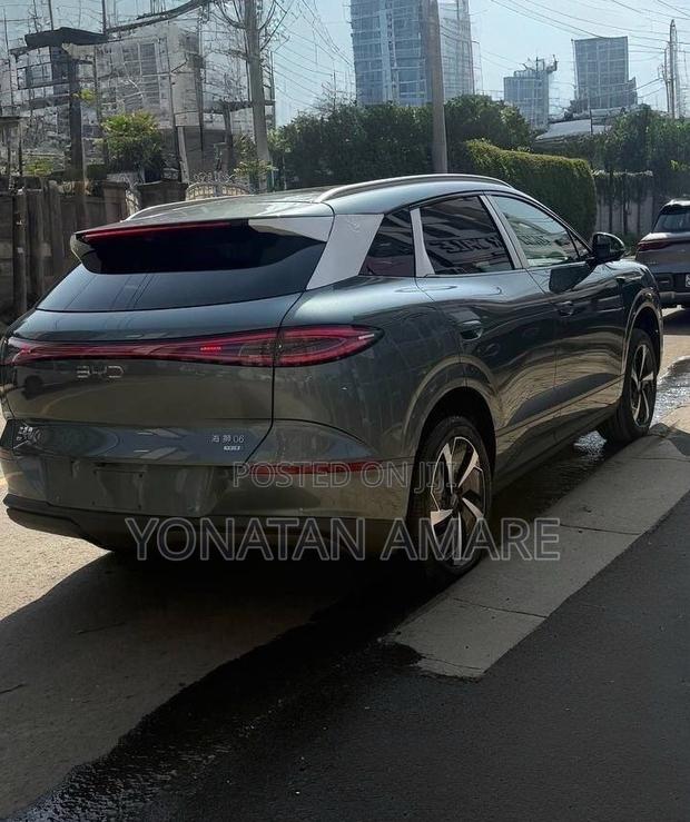 New BYD Sealion 06 EV 2026 Green