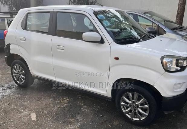 Suzuki S-Presso 2021 White
