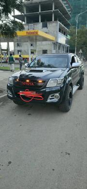 Toyota Hilux 2013 Black for sale
