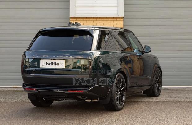 New Land Rover Range Rover 2025 Blue
