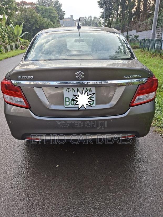 Suzuki Dzire 2022 Gray