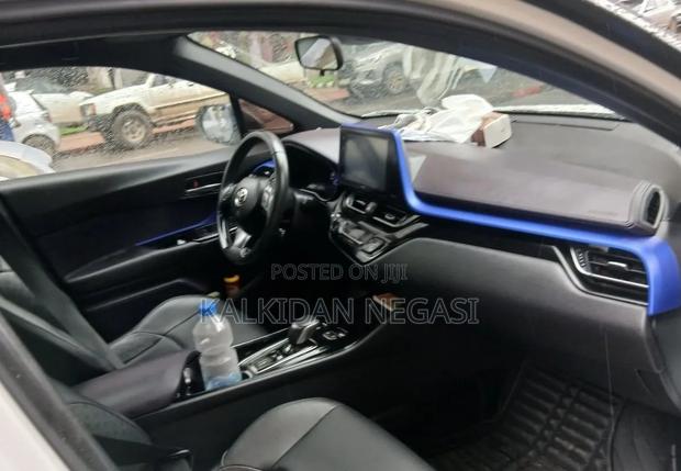 Toyota C-HR 2022 White