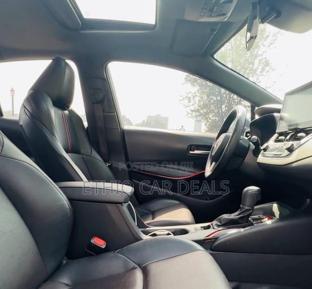 Toyota Corolla 2022 Silver