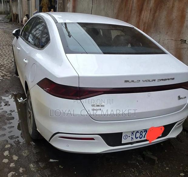 BYD Qin Plus DM-i 2025 White