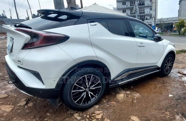Toyota C-HR 2017 White