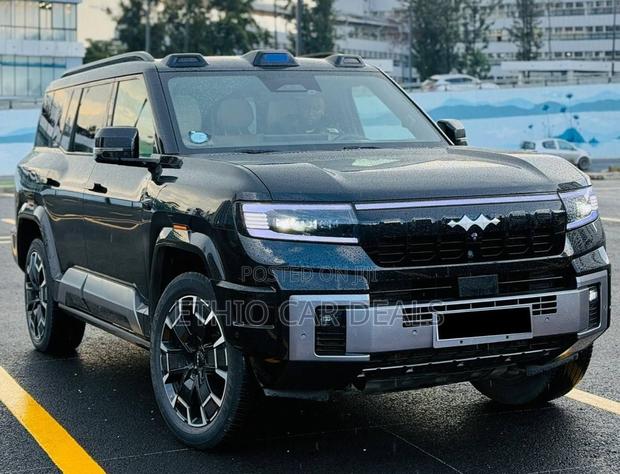 BYD Leopard 8 2.0 Hybrid AWD 2025 Black