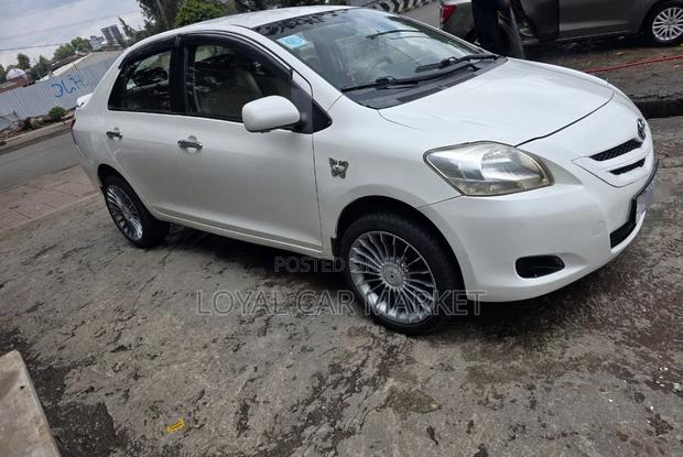 Toyota Yaris 2008 White