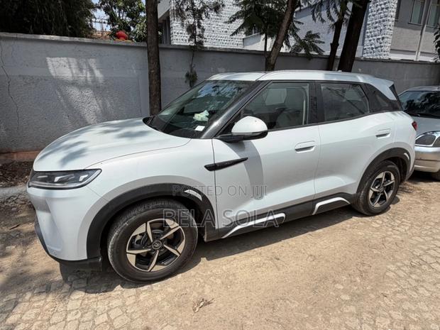 BYD Yuan Up 2024 Silver