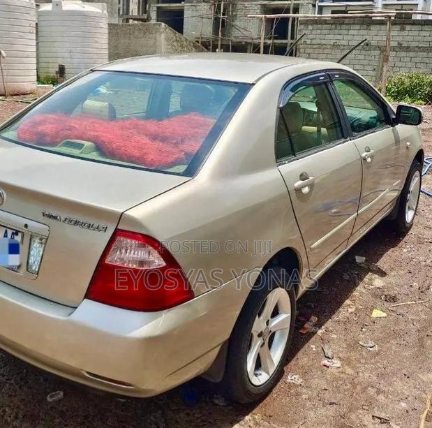 Toyota Corolla 2007 Gold