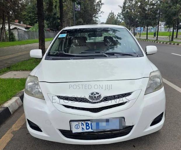 Toyota Yaris 2008 White
