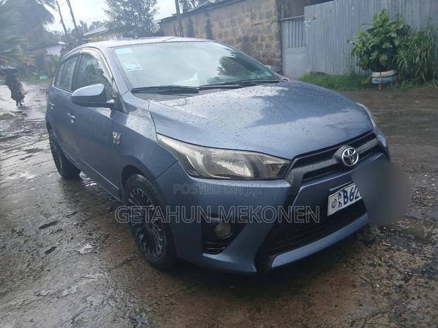 Toyota Yaris 2014 Blue