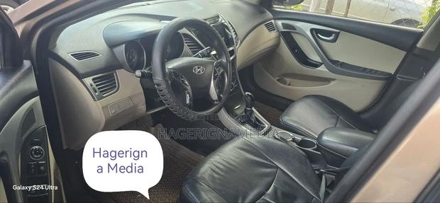 Hyundai Elantra 2014 Gray