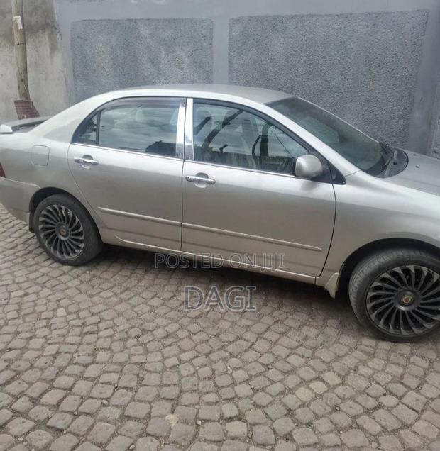 Toyota Corolla 2003 Silver