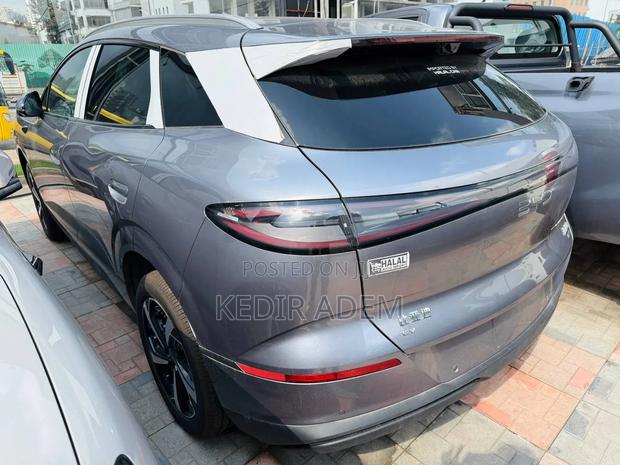 New BYD Seal 6 EV 2025 Gray