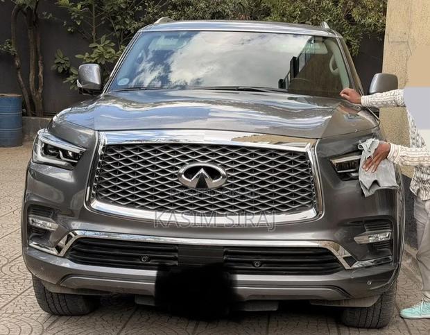 Infiniti QX80 2020 Blue